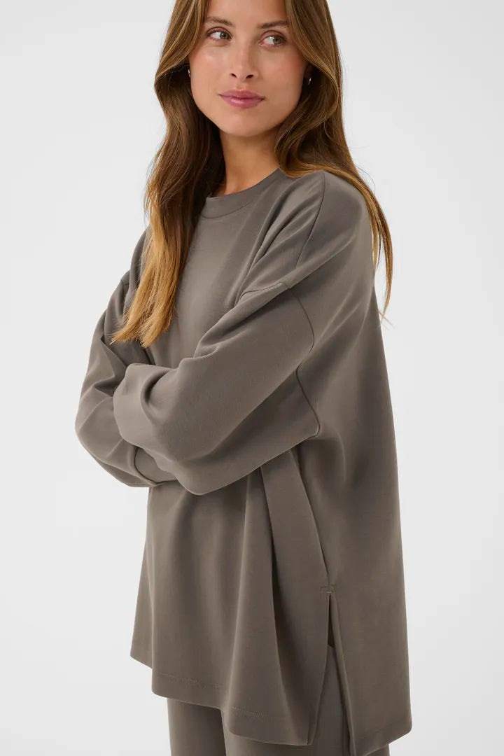 KAannika Sweatshirt