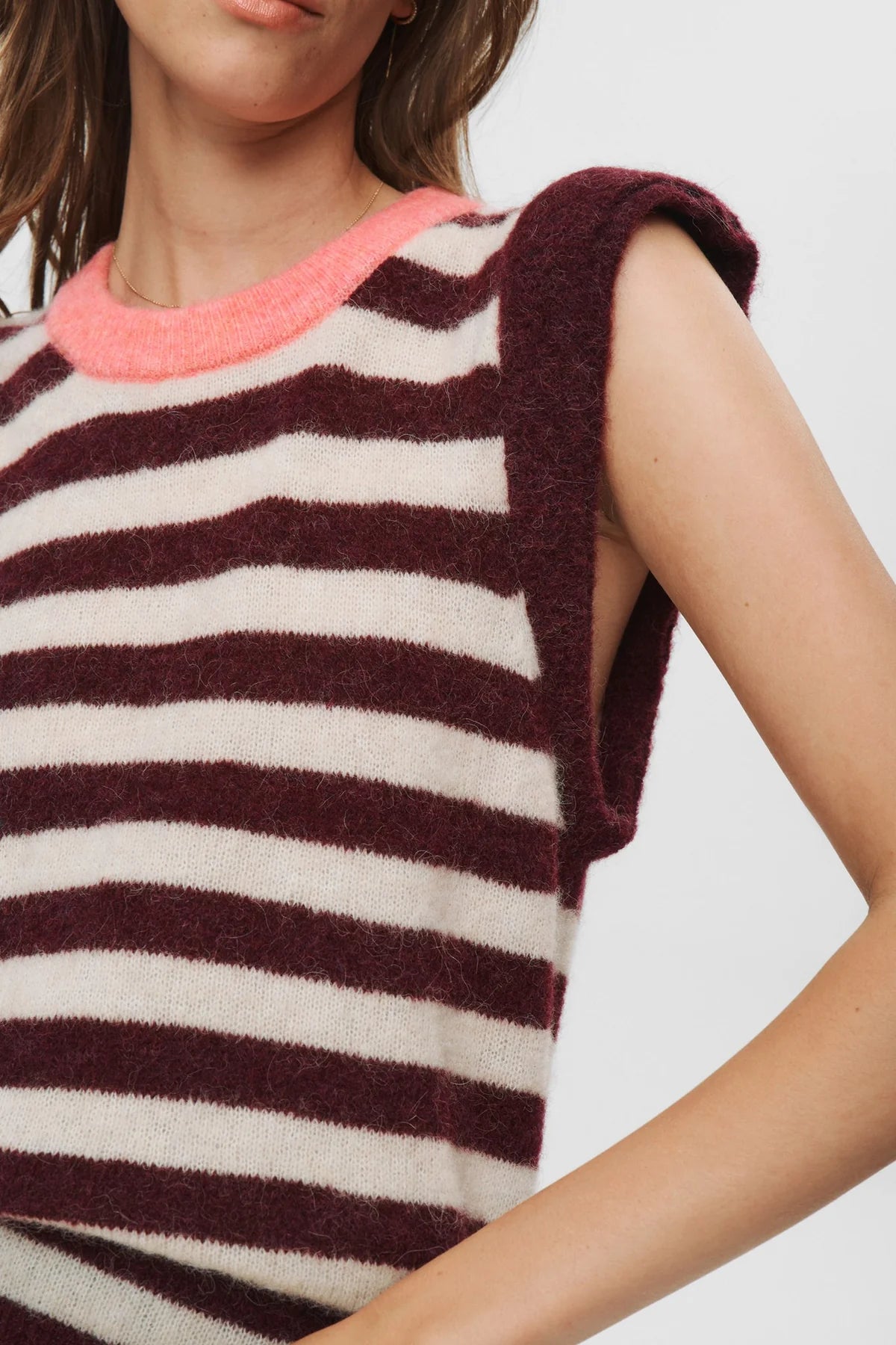 NUCIARA RIETTE STRIPE VEST