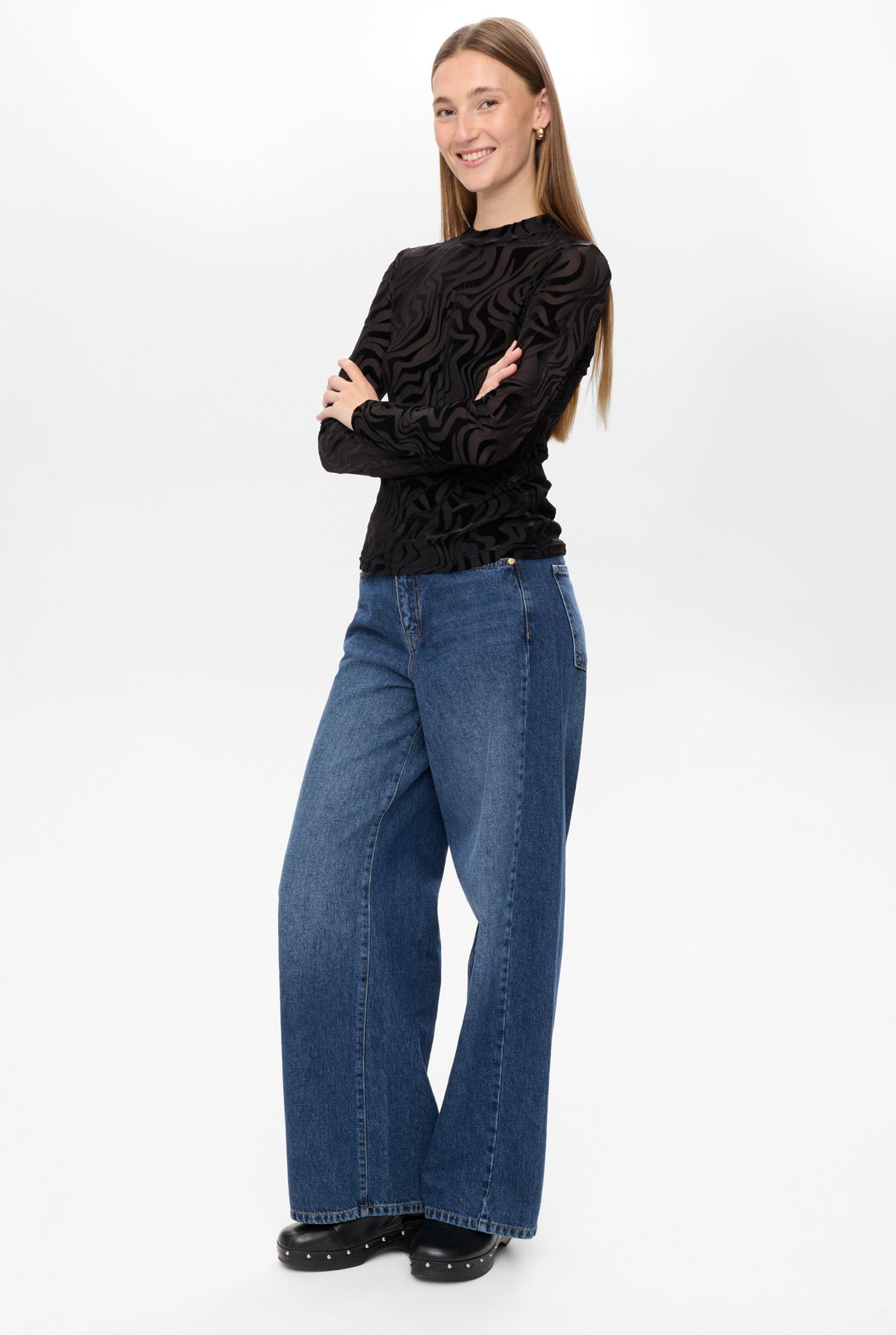 NUVELVA BLOUSE