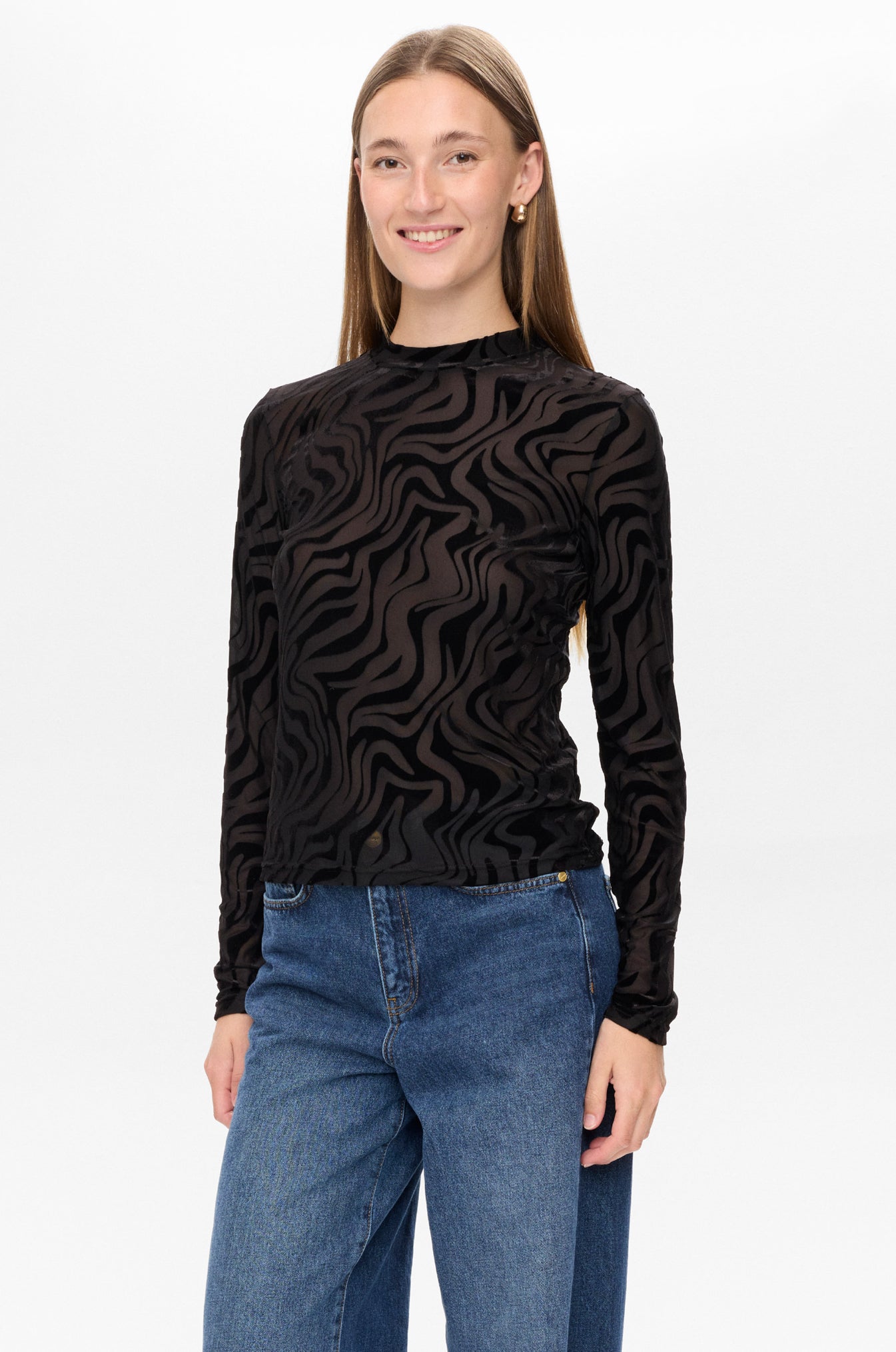 NUVELVA BLOUSE