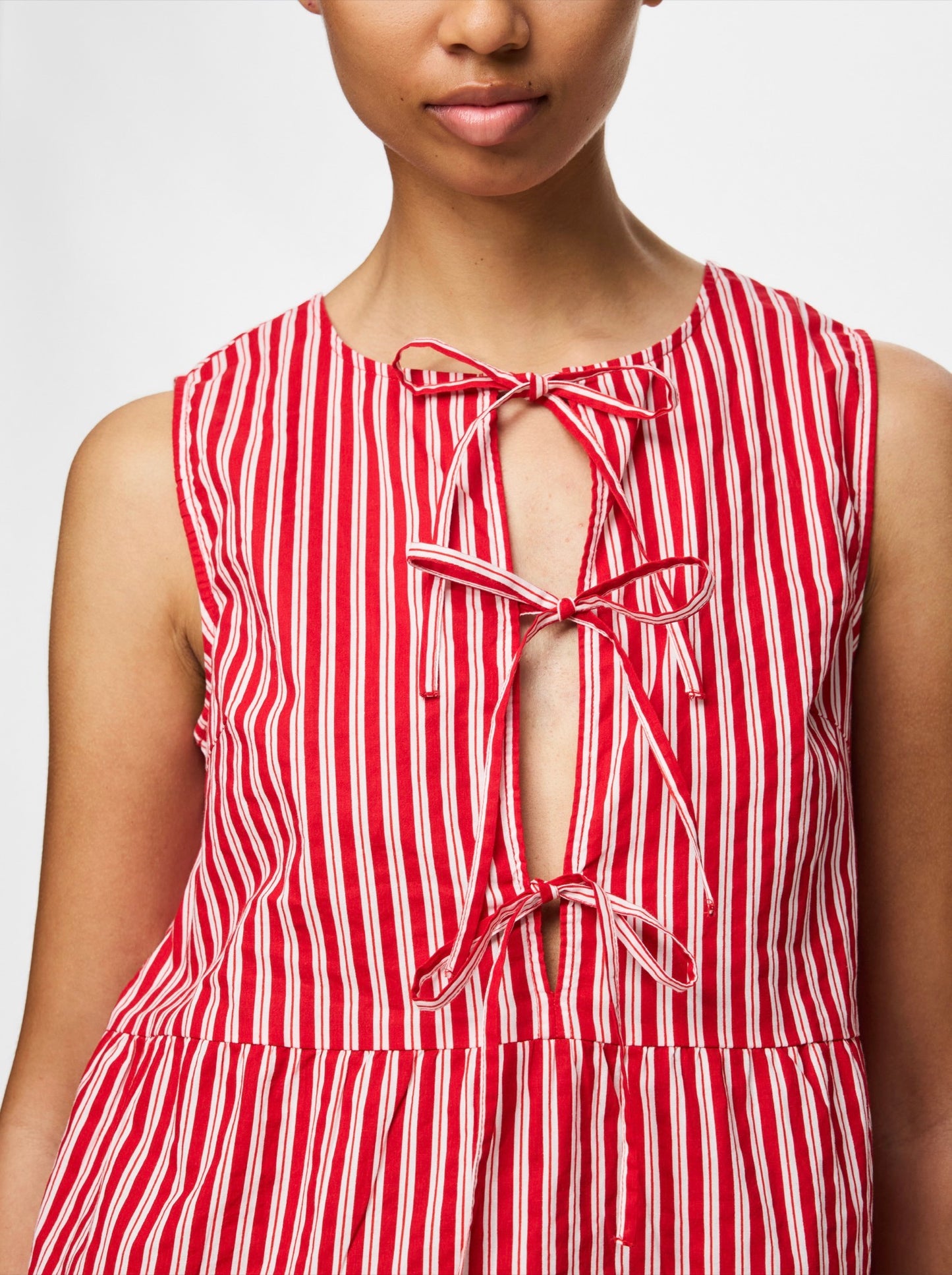 PCJOLLY TIE TOP WVN