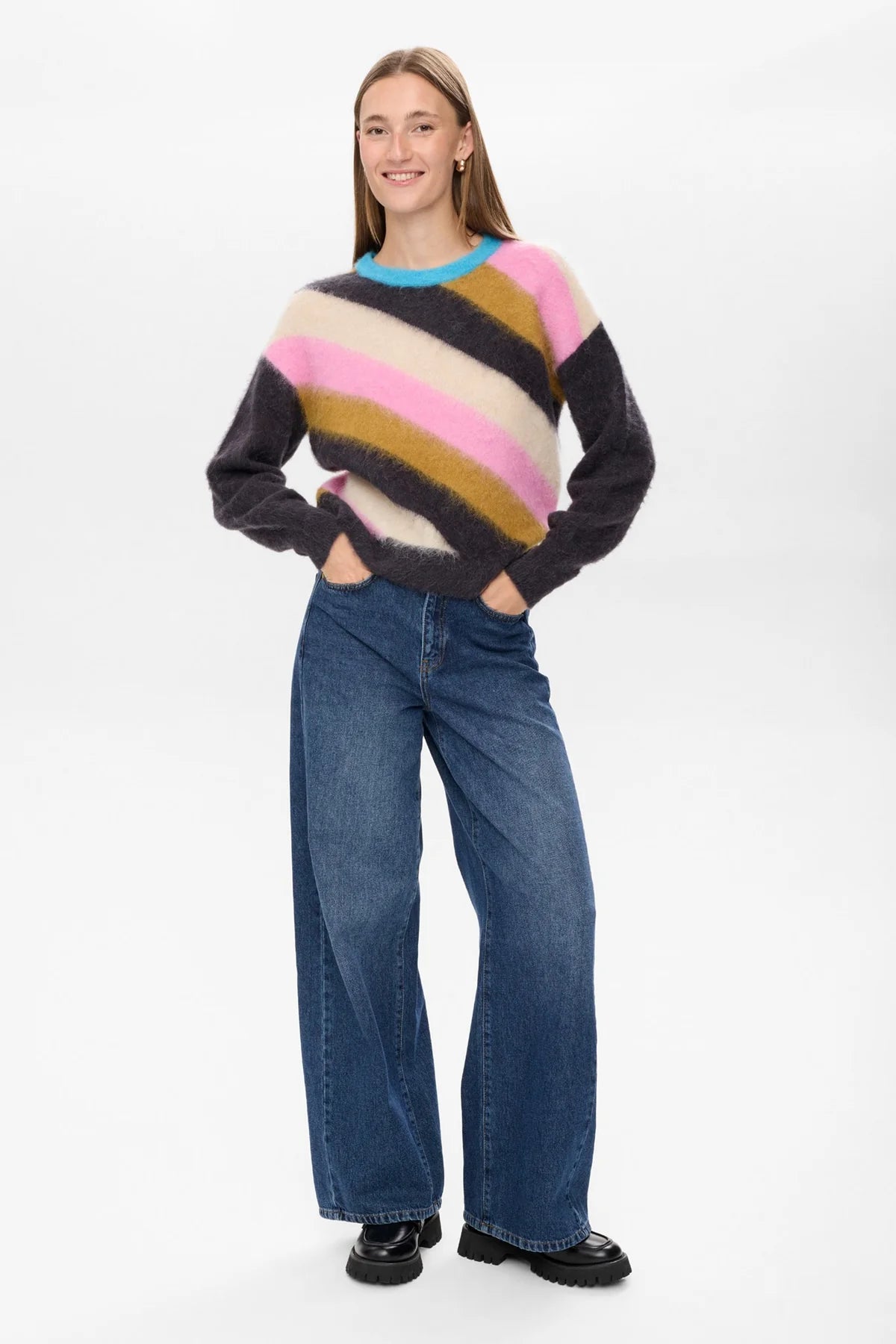 NUSURI MULTI STRIPE PULLOVER