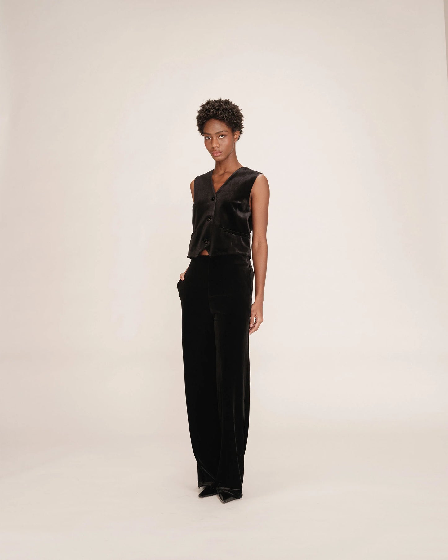 TOTEM VELVET WAISTCOAT BLACK