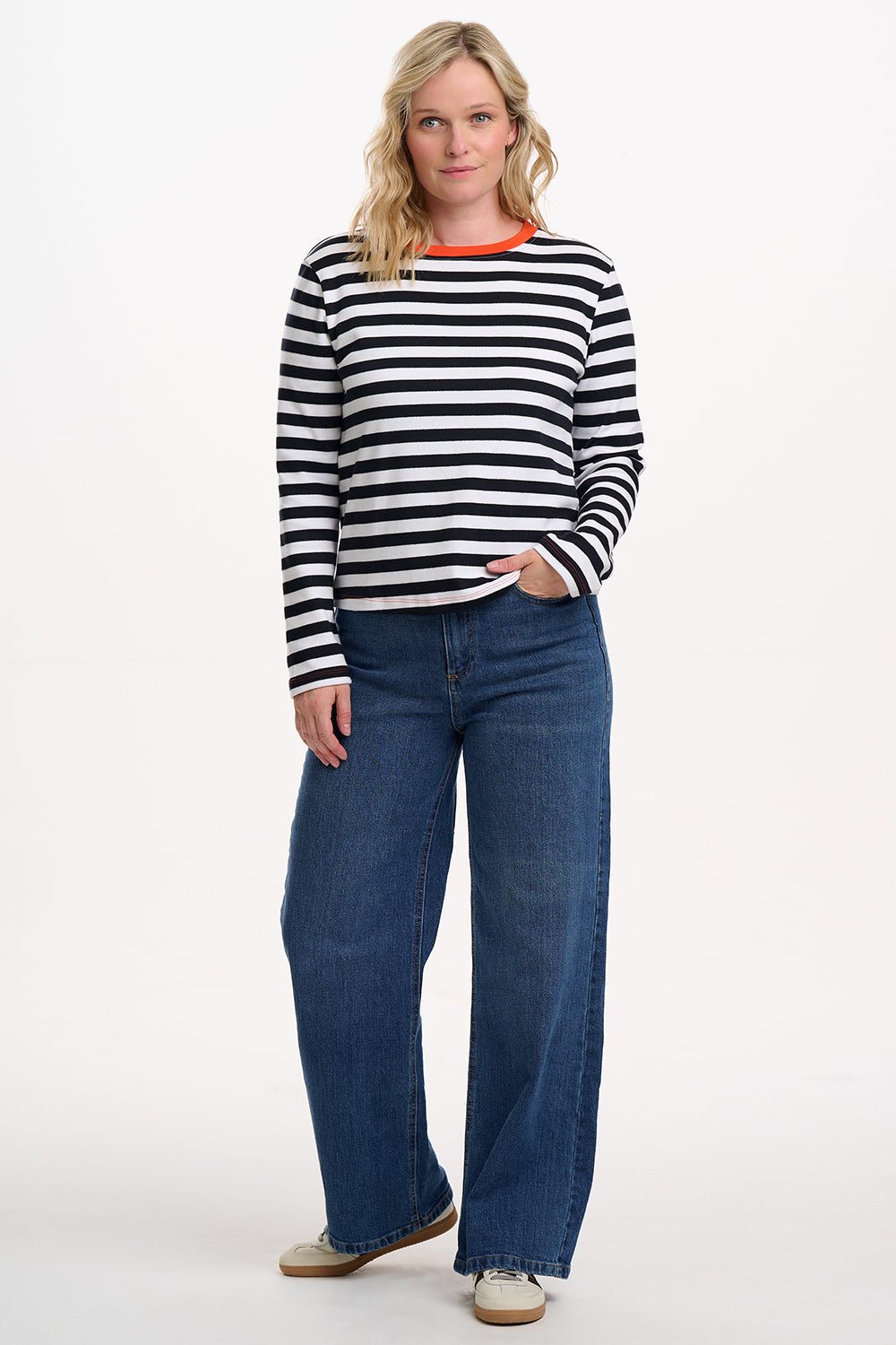 Vienna Jersey Top White / Black Striped Orange