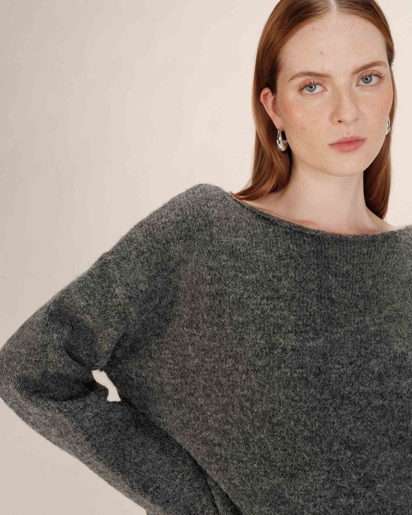 TAMINO LOOSE SWEATER ANTHRACITE