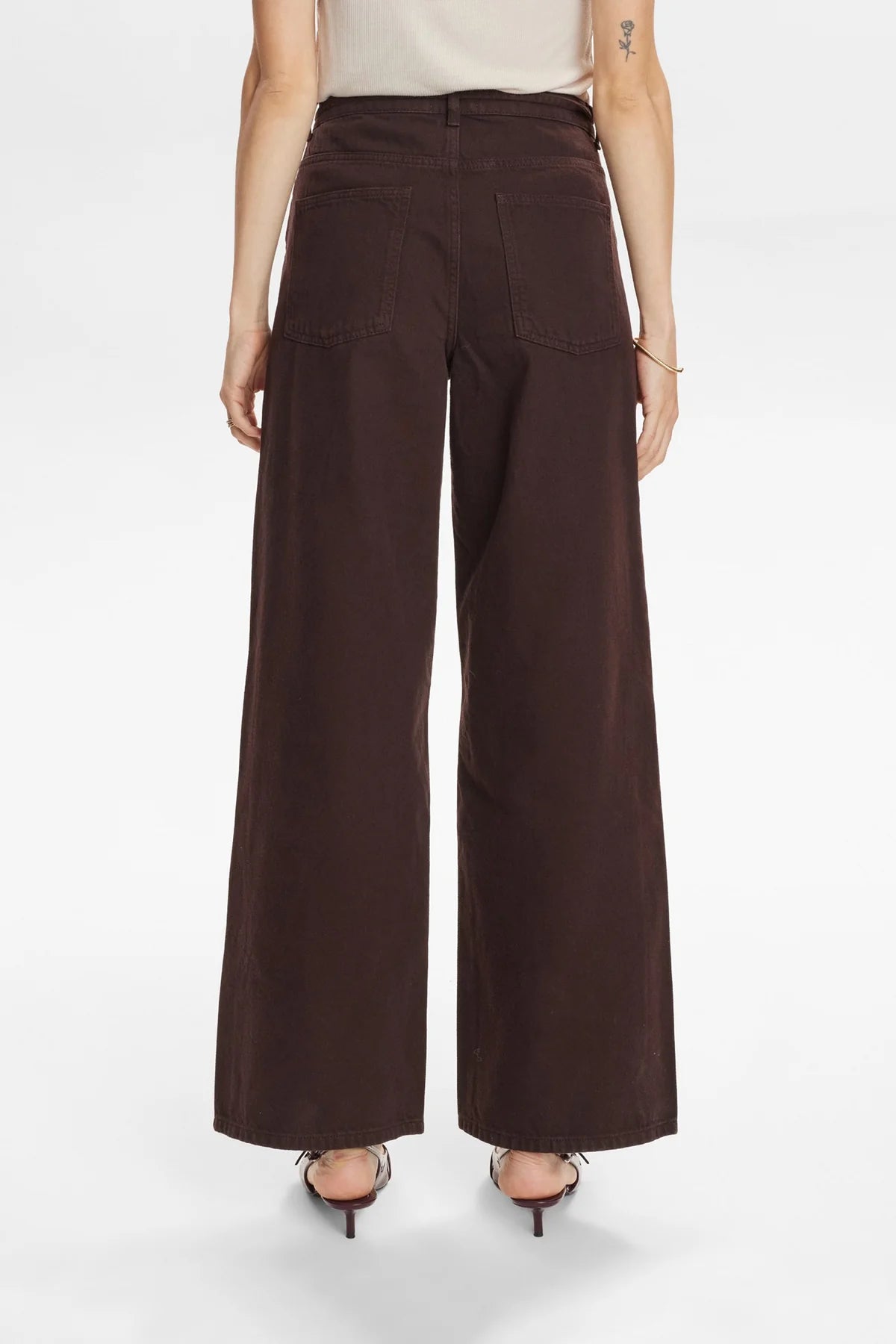 NUBROOKLYN SOLID JEANS