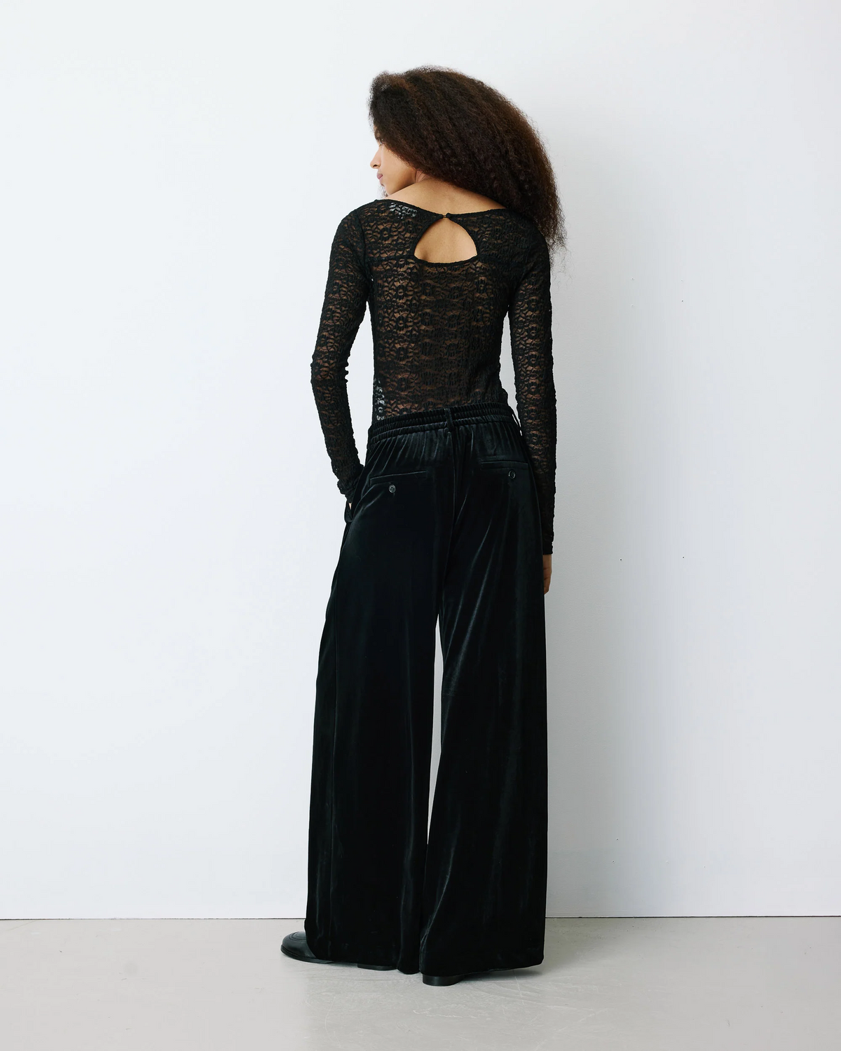 WIDE-LEG VELVET TAILORED PANTS BLACK BENSON
