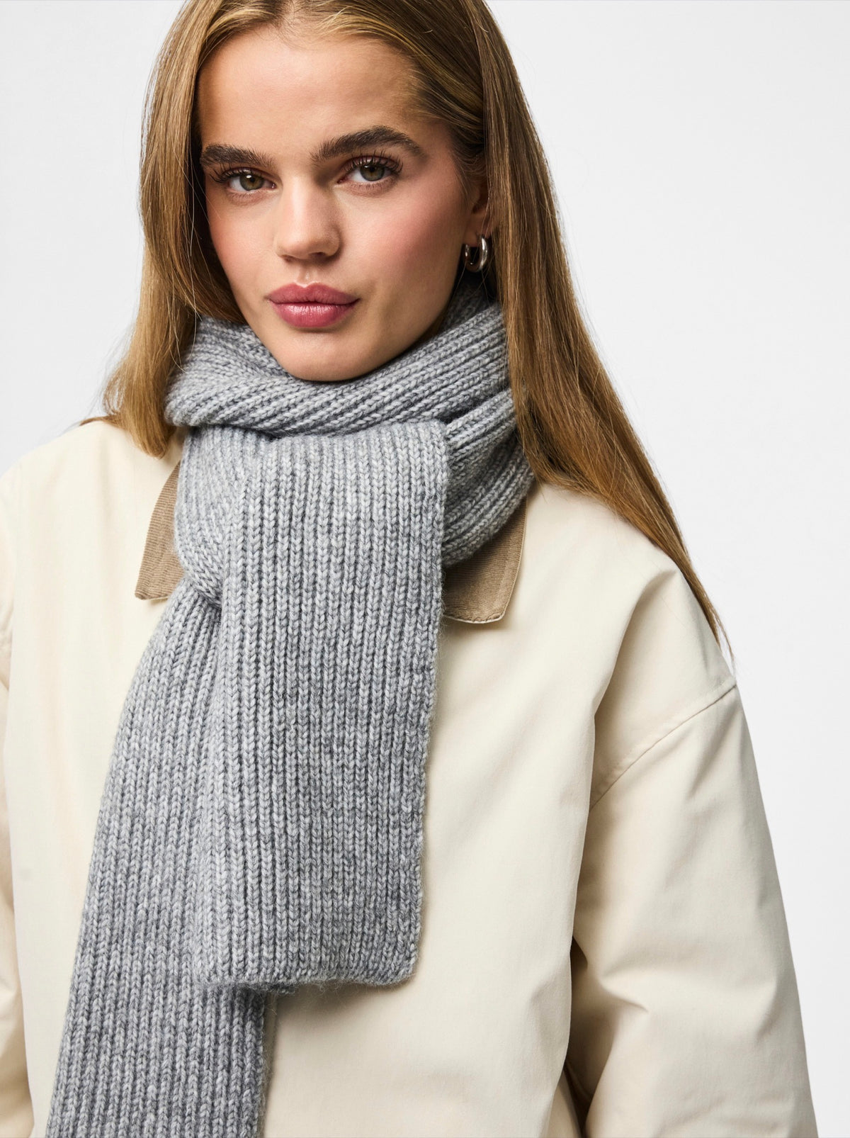 PCMILLA LONG SCARF GREY