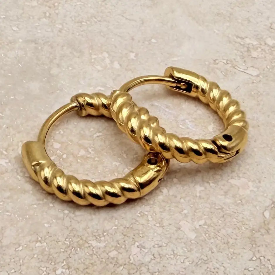 Everyday Gold Rope Huggies