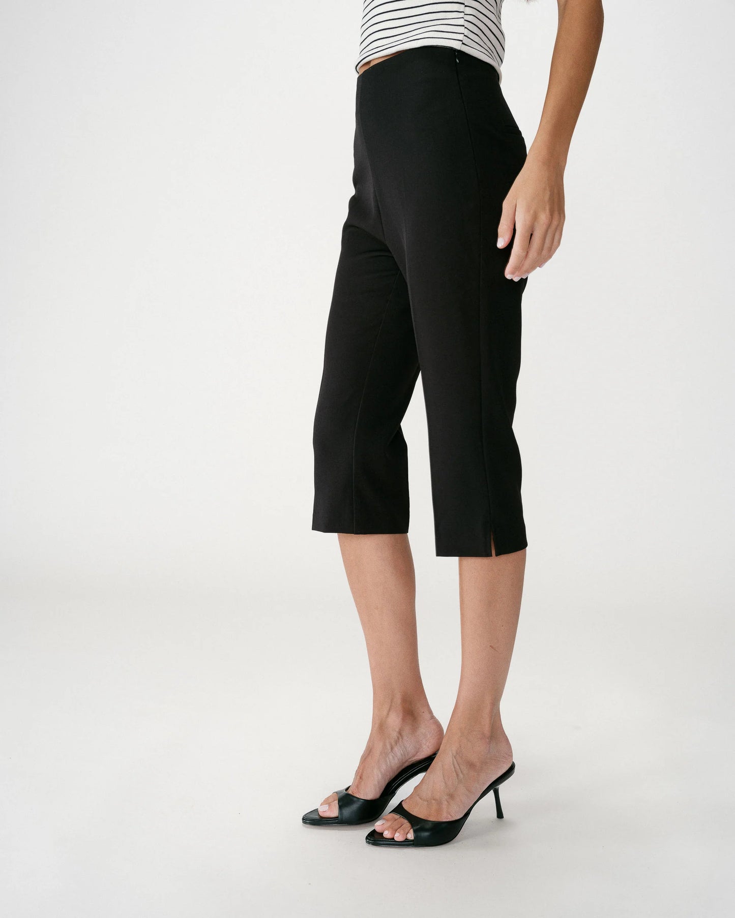 WHERE CAPRI PANTS NOIR