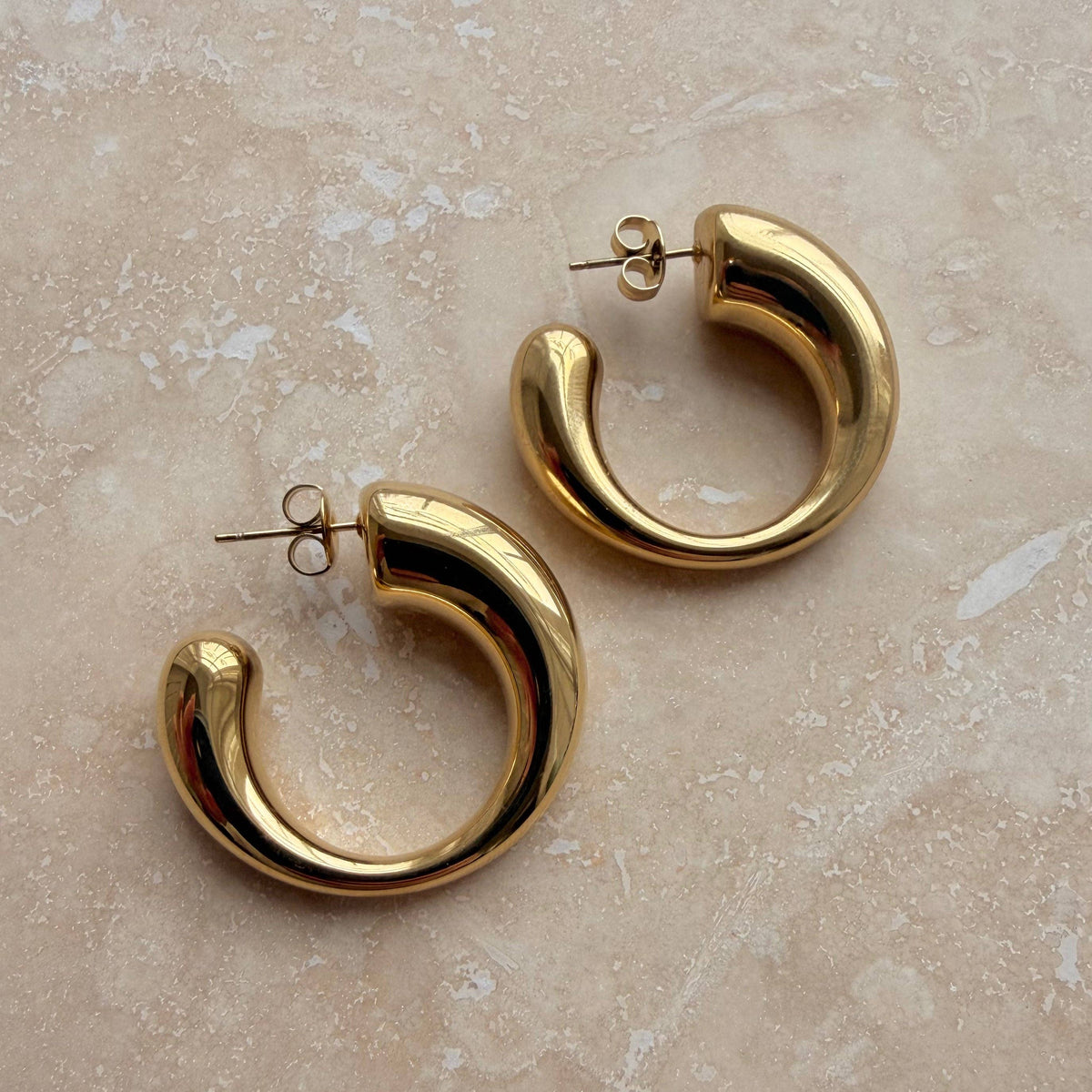 Everyday Gold Curl Hoops