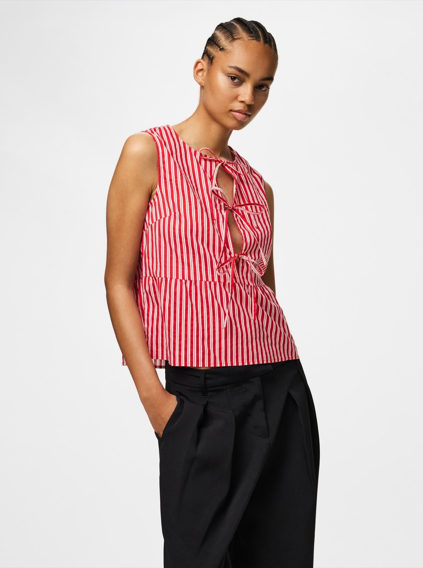 PCJOLLY TIE TOP WVN