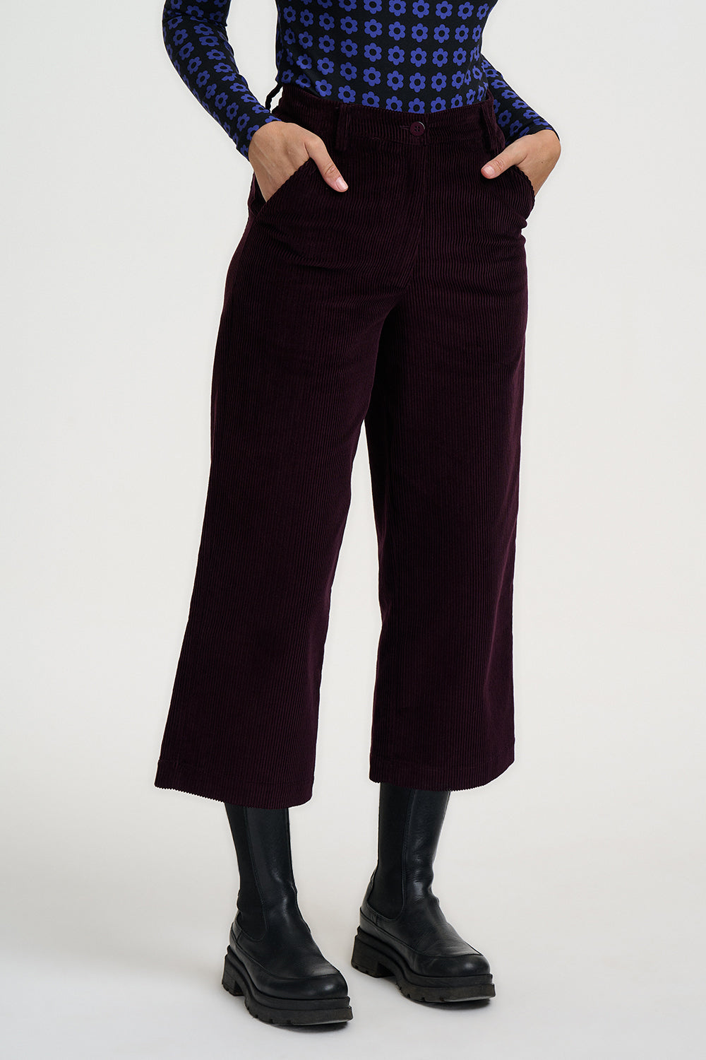 Lindsey Cord Cropped Trousers - Dark Plum