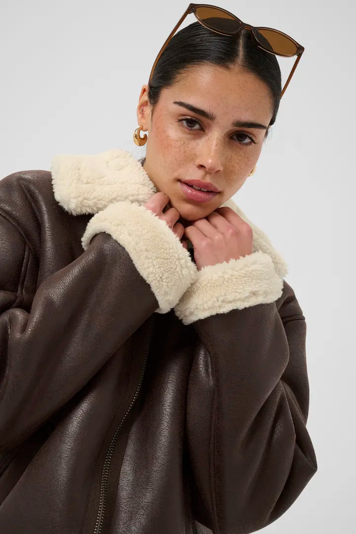 KAarabella Outerwear