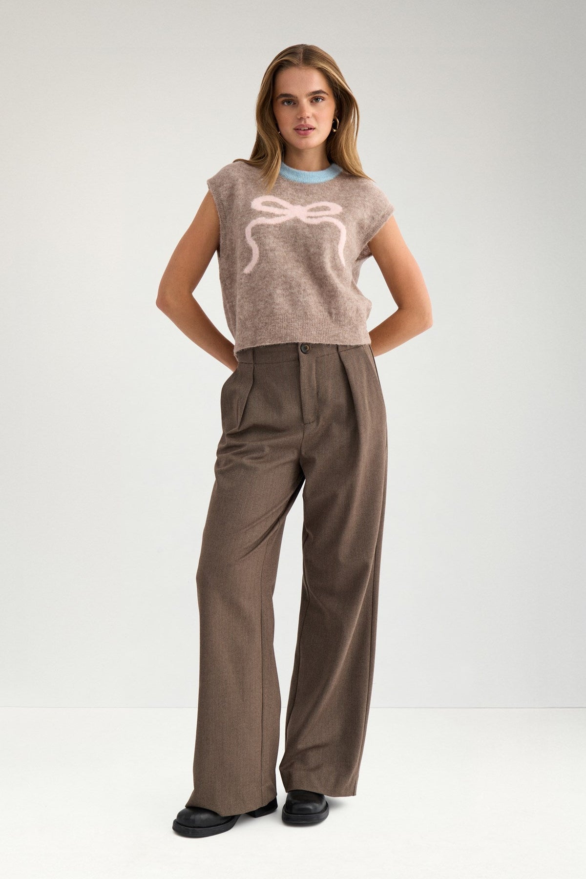 NURIETTE BOW VEST - Taupe Gray Melange