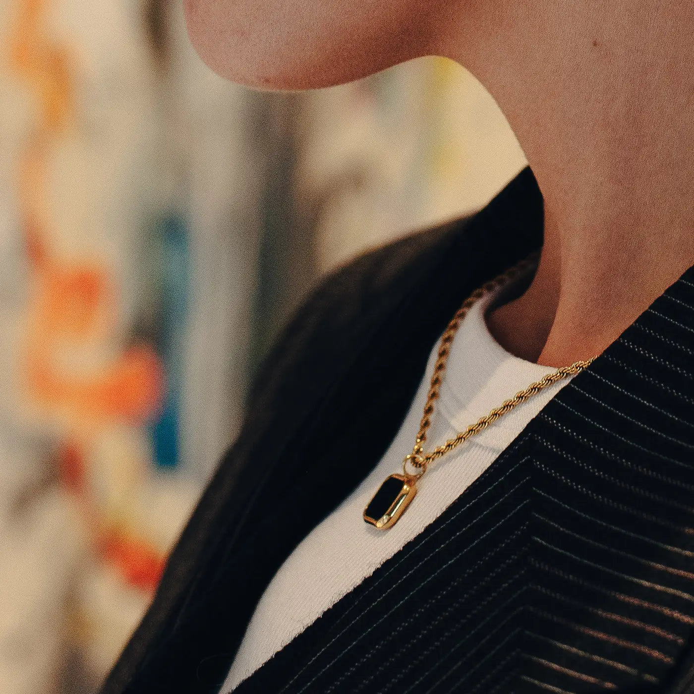 Gold Rope Chain Pendant Necklace.