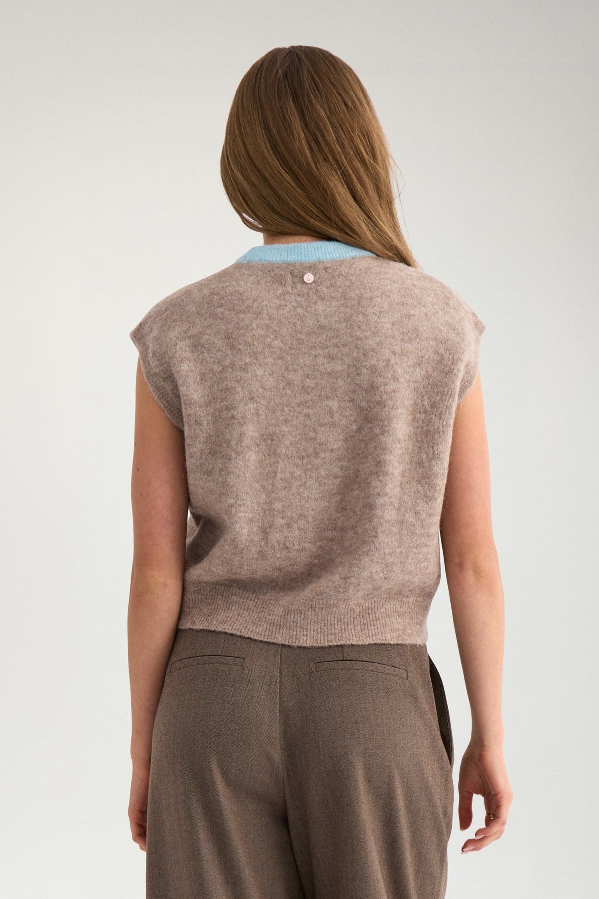 NURIETTE BOW VEST - Taupe Gray Melange