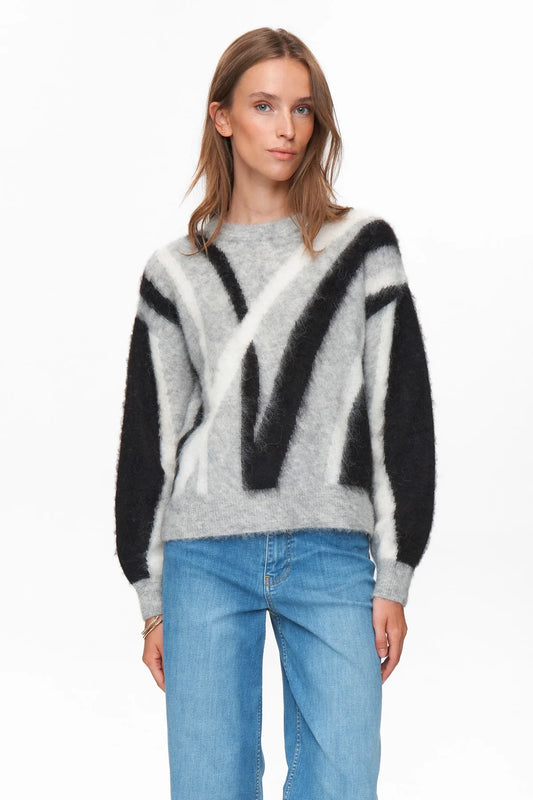 NUSURI BRUSHED PATTERN PULLOVER