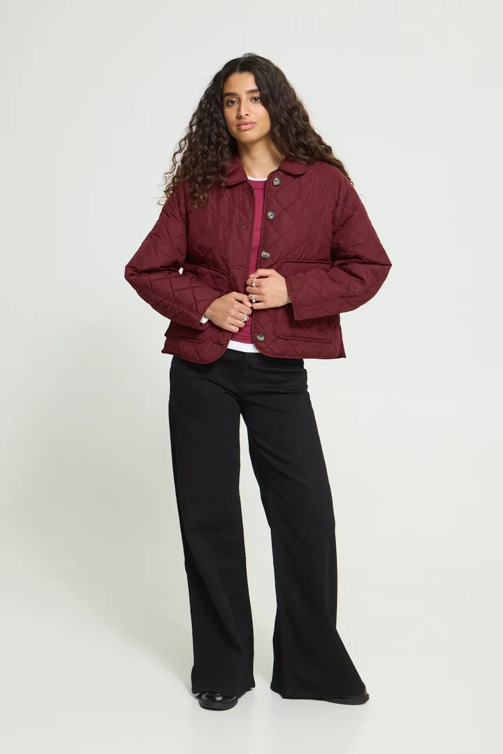 IHHANSA Outerwear