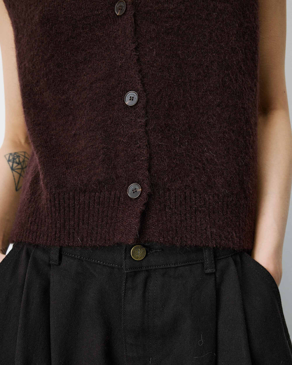 NARS CHOCOLAT CARDIGAN
