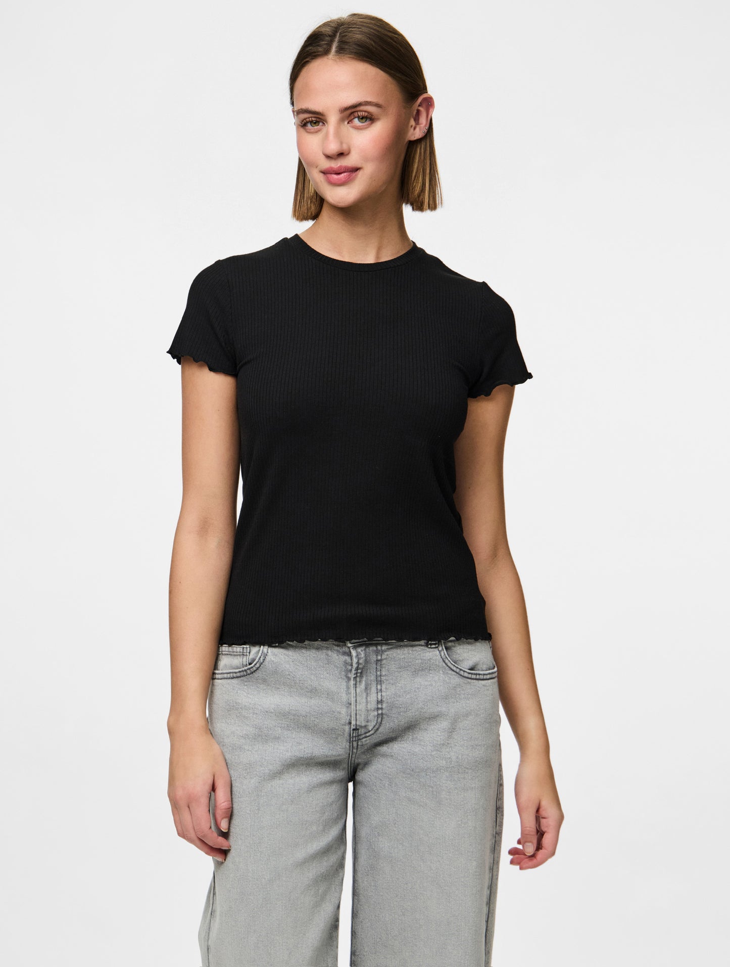 PCNICCA SS O-NECK TOP
