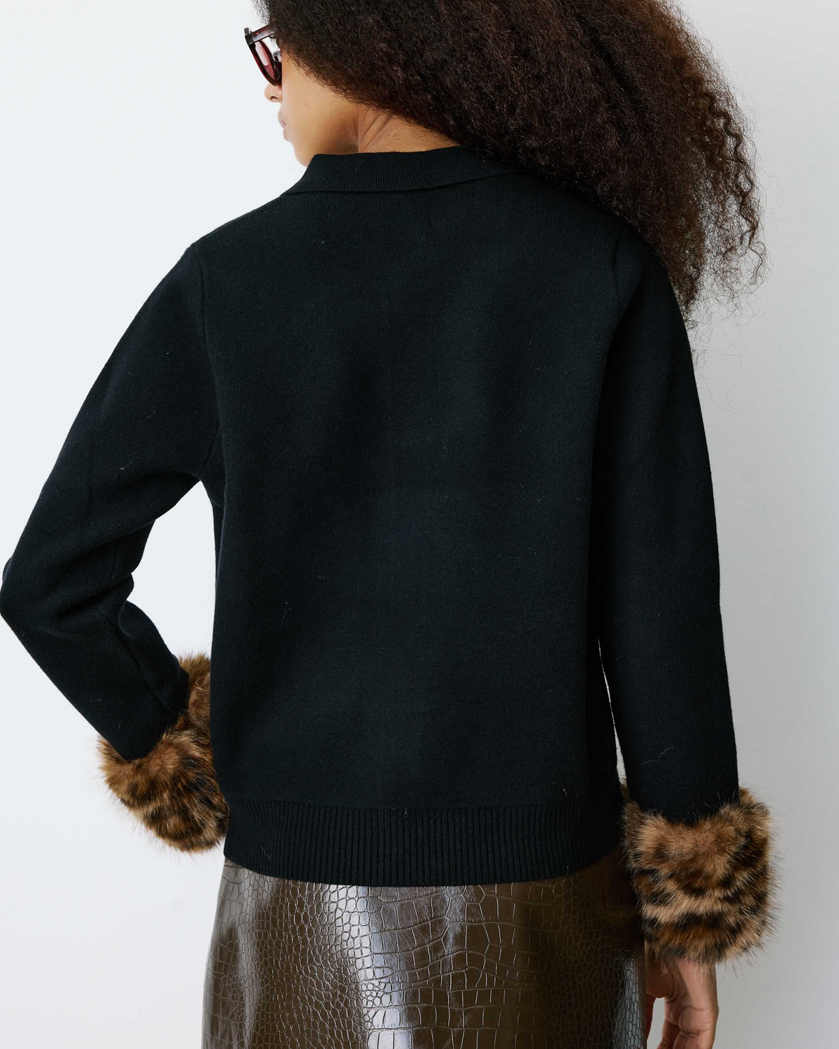 KNIT CARDIGAN WITH FAUX-FUR CUFFS BLACK BAMBINO