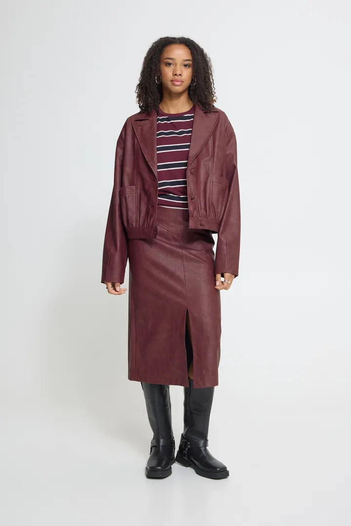 IHKANIRA Outerwear