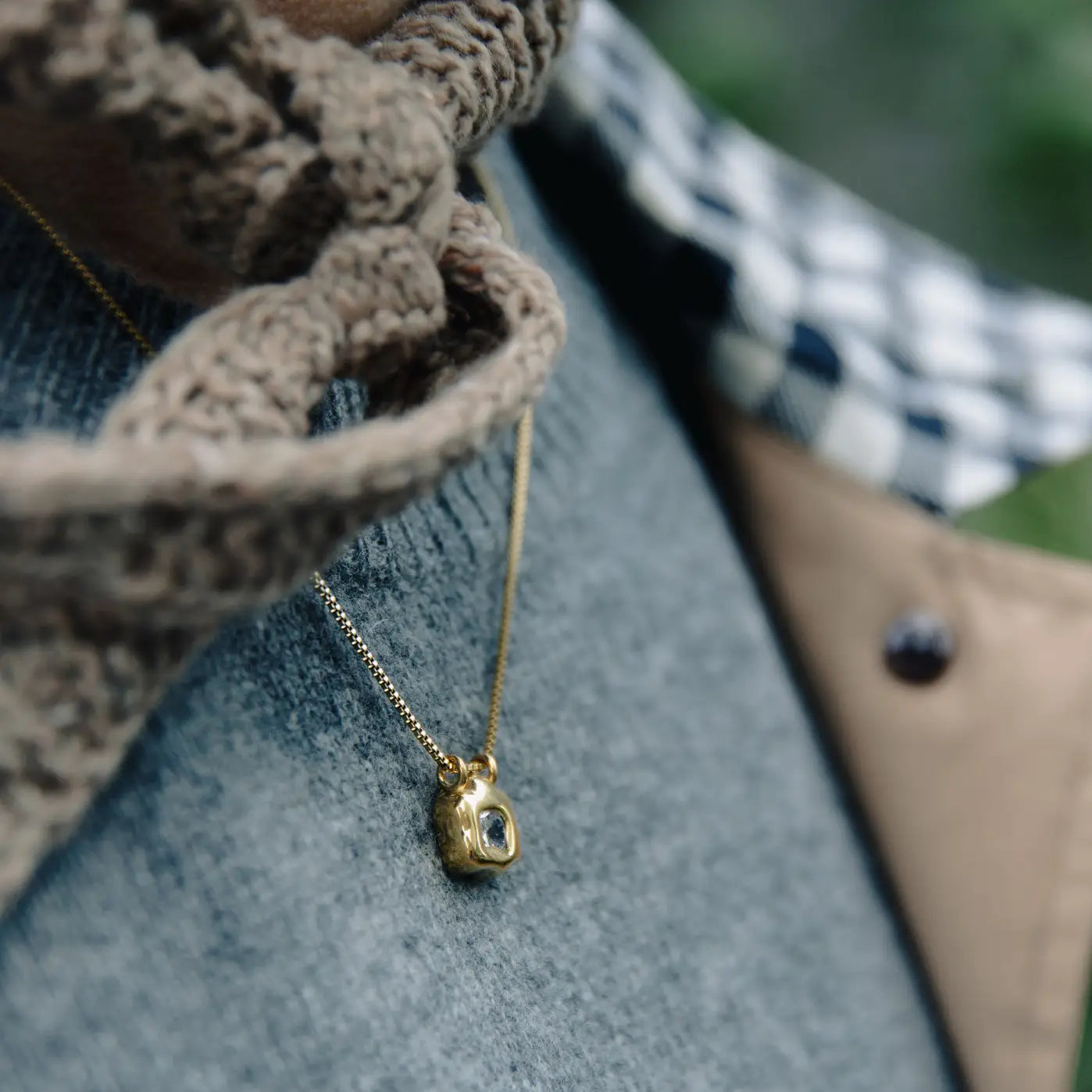 Gold Fluid Pendant Necklace