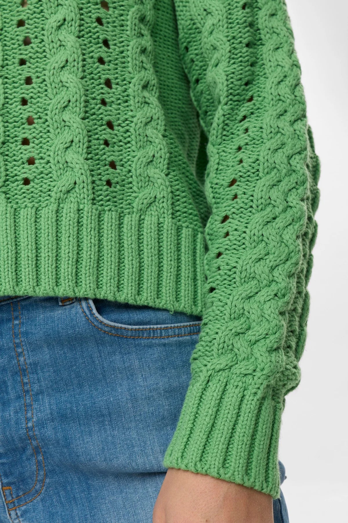 NUREMI PULLOVER