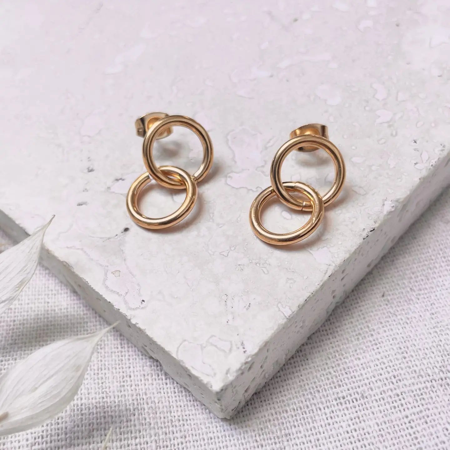 Everyday Gold Double Circle Earrings