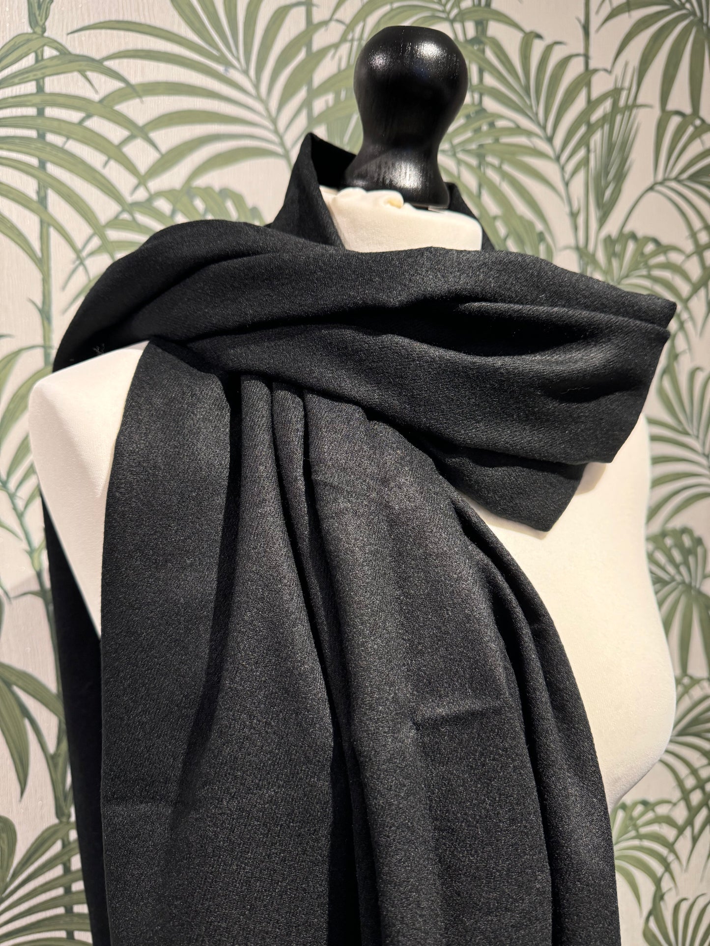 Lucia Scarf Black