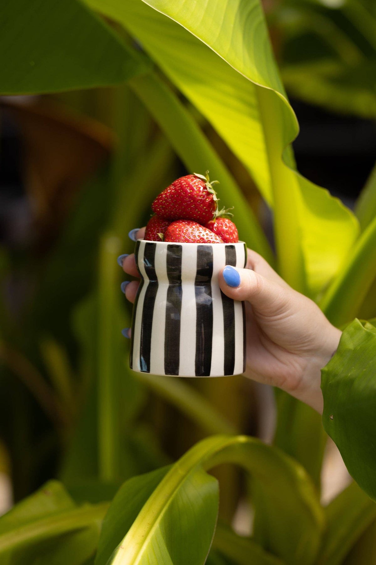 Cabana 6.5oz/184g Black Striped Ceramic Candle - Lava Stone